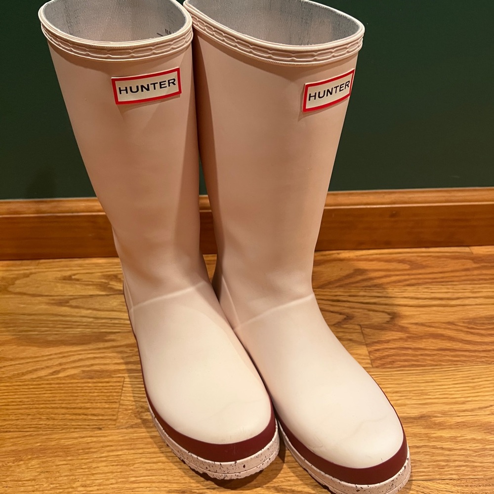 Hunter W Play Tall Speckle Sole Boot